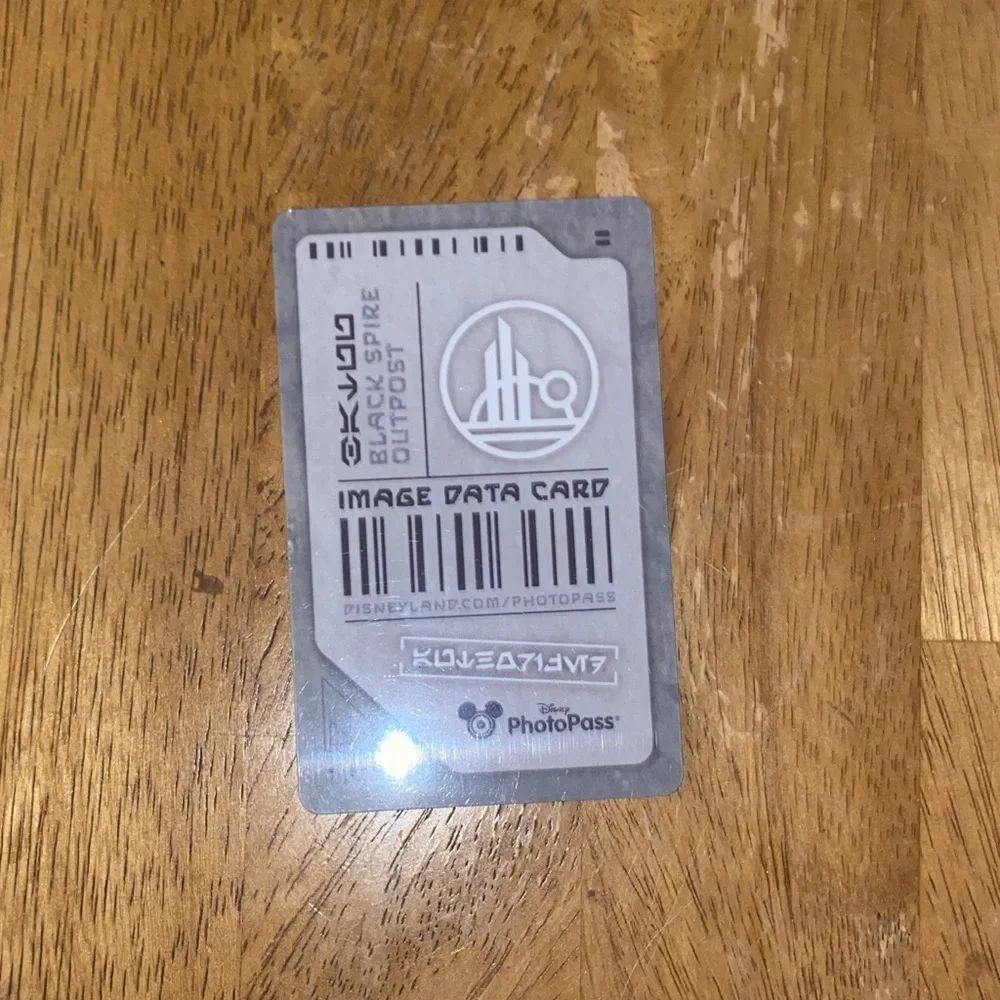 Star Wars Galaxy's Edge Image Data Card Disneyland